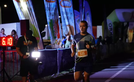 Pobiegli na Milę! Bieg dostarczył zawodnikom sporo wrażeń [WIDEO] - 36